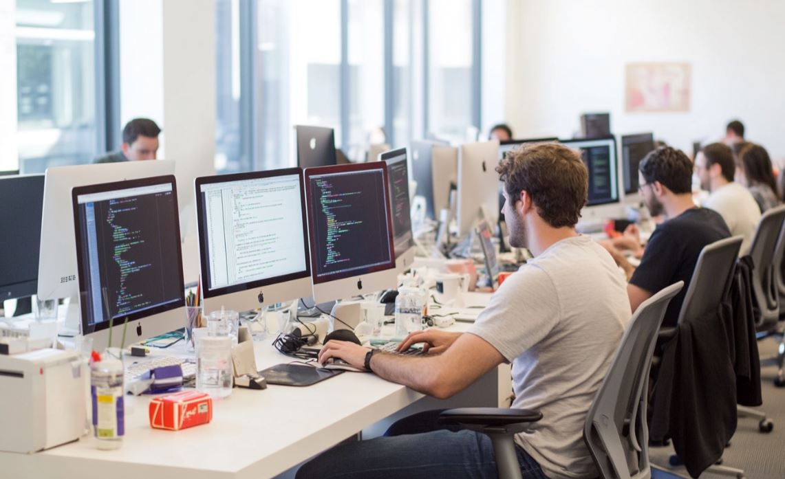 scaling-saas-teams-nearshore-staff-augmentation scaling-saas-teams-nearshore-staff-augmentation
